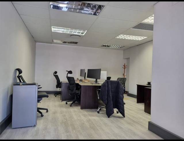OFFICE PROPERTY TO RENT IN PAARDEVLEI